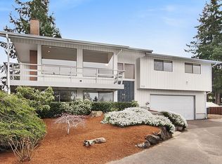 18221 3rd Pl SW, Seattle, WA 98166