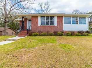 307 Alpine St, Chickasaw, AL 36611