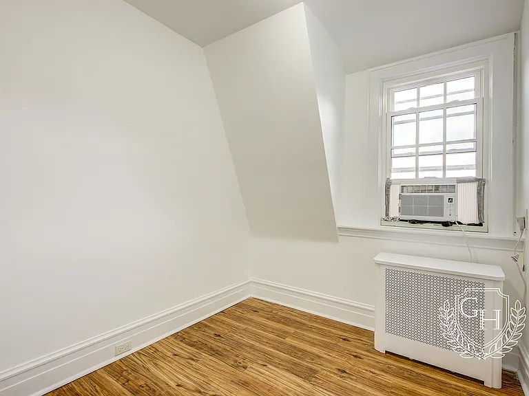 35-45 87th St #3 — Photo 11