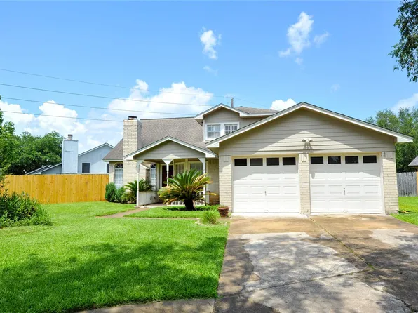 3202 Kempwood Dr, Sugar Land, TX 77479