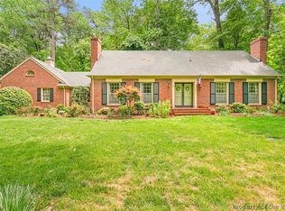 3 Foxcroft Rd, Williamsburg, VA 23188