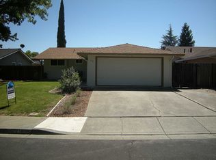 218 Cascade Dr, Vacaville, CA 95687
