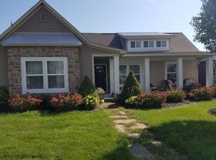 601 S Halleck St, Demotte, IN 46310