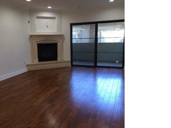 5th image of 12104 Hoffman St APT 103