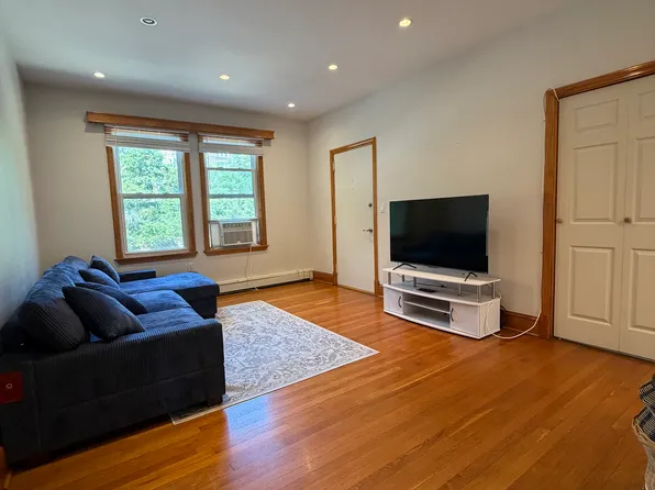 1714 Commonwealth Ave #6B, Brighton, MA 02135