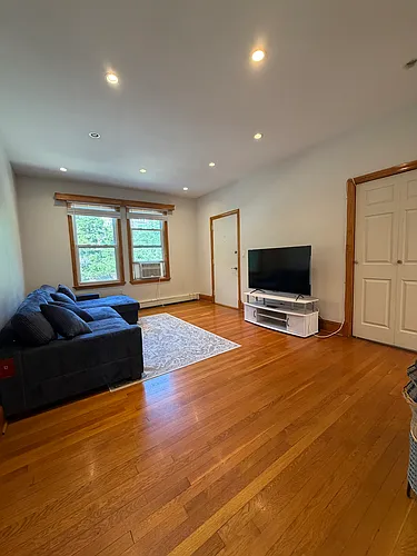 1714 Commonwealth Ave Photo 1