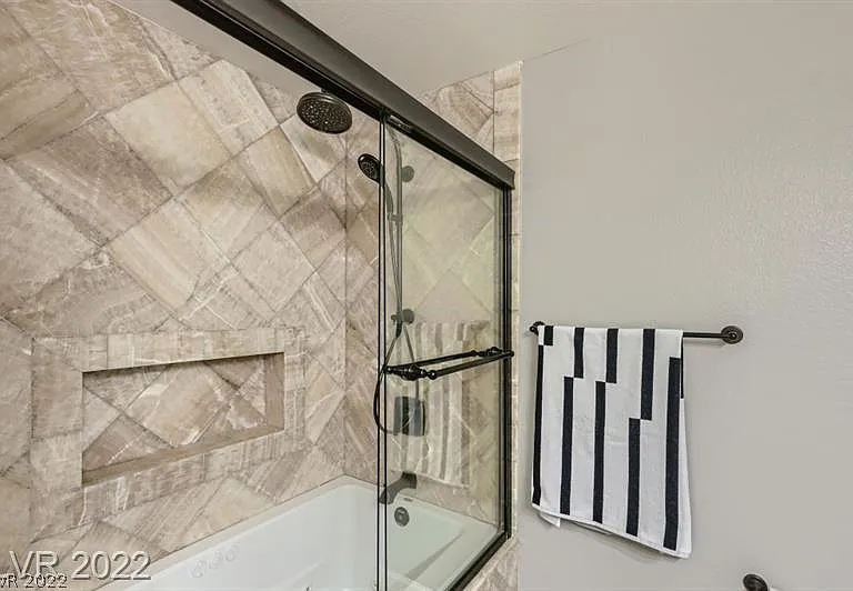 67 E Agate Ave #208 — Photo 17