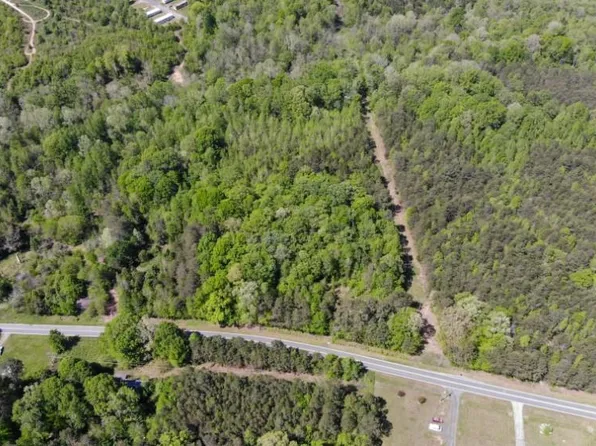 4 Hampton Rd #4, Germanton, NC 27019