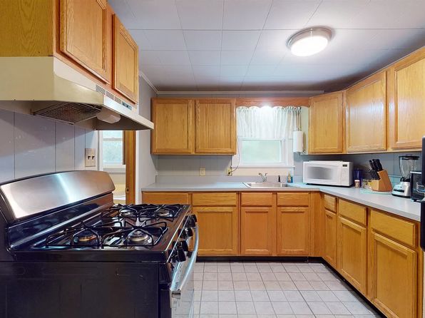 57 Colonial Dr #2