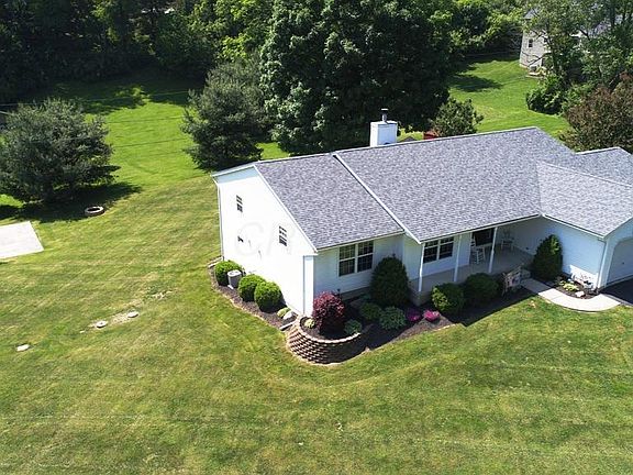 3rd image of 171 Linnell Dr