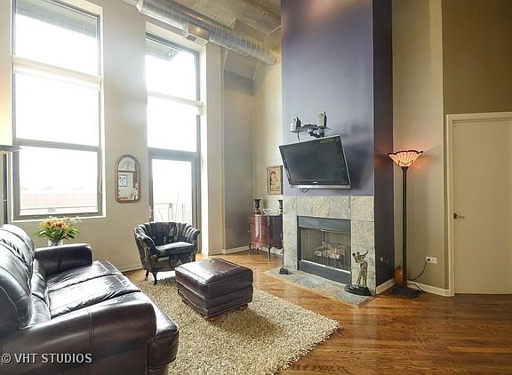 2nd image of 758 N Larrabee St APT 502