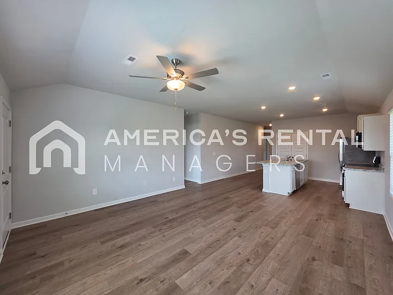 4025 White River Rd SW — Photo 34