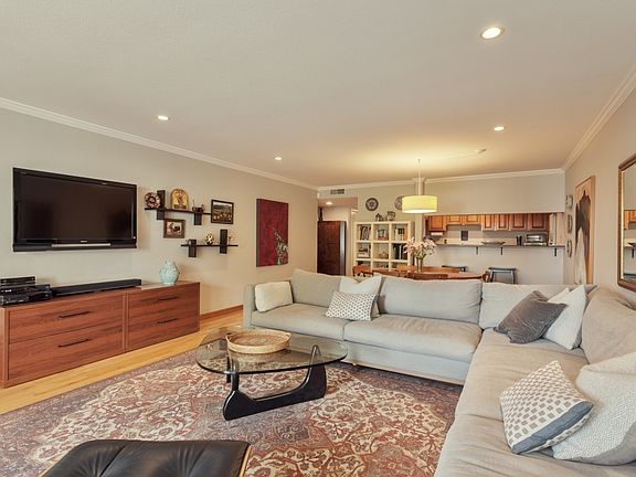 5th image of 1 Baker St APT 1A