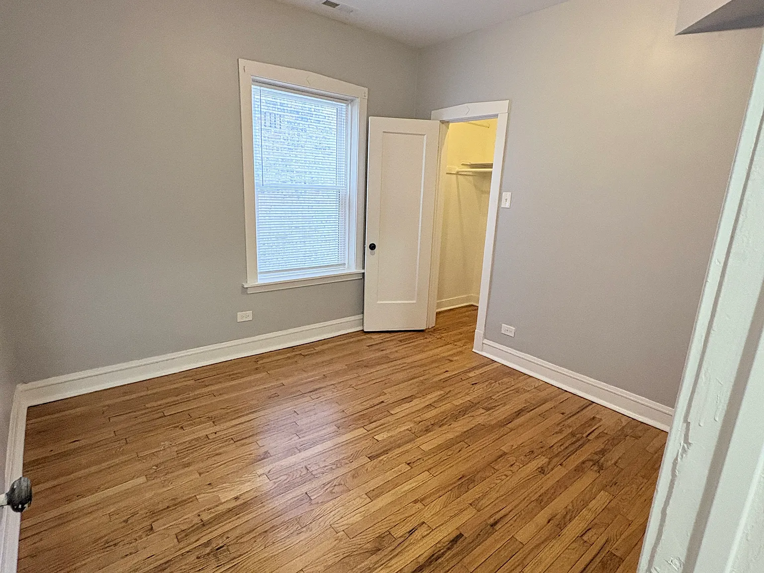 3 bed, $2,200 — Photo 3
