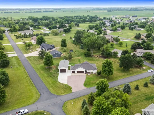 27210 Lovely Pl, Tea, SD 57064