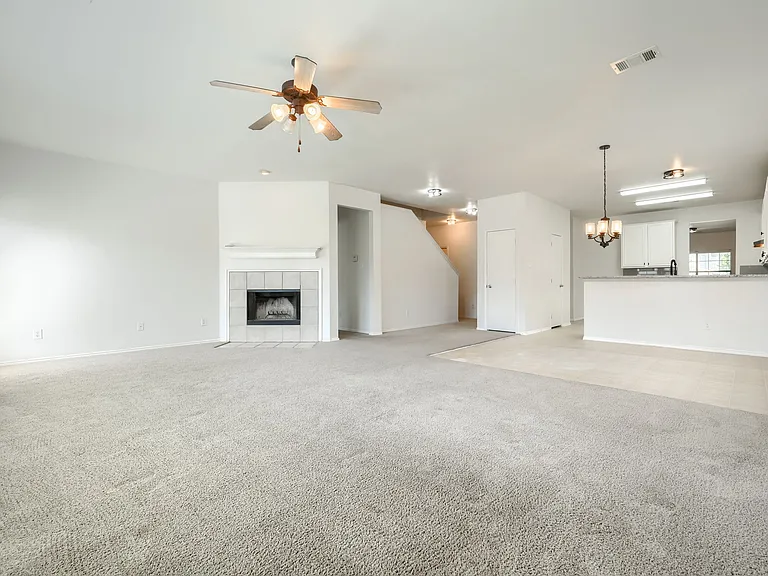 3121 Grant St — Photo 14