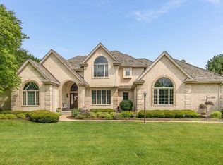 24620 W Manor Dr, Shorewood, IL