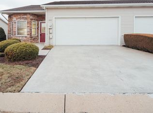632 Northland Dr, Hanover, PA 17331