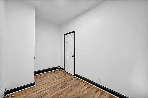 12001 Oakview Ave — Photo 12