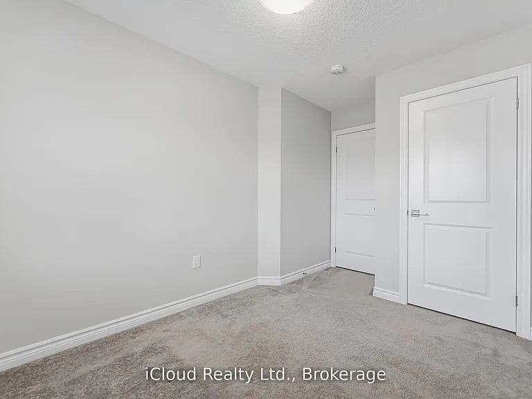 445 Ontario St N #103 — Photo 36