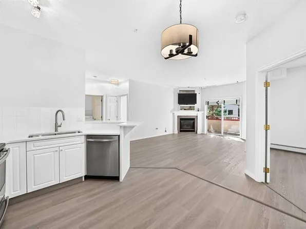777 N 3rd Ave SW #412, Calgary, AB T2P 0G8