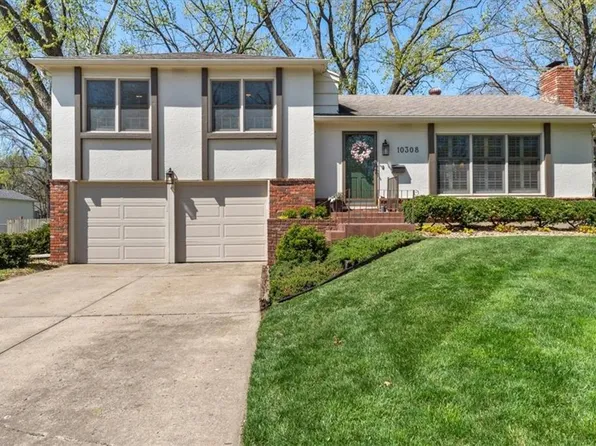 10308 Dearborn Dr, Overland Park, KS 66207