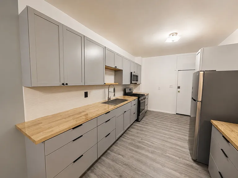 1841 Susquehanna St #2 — Photo 4