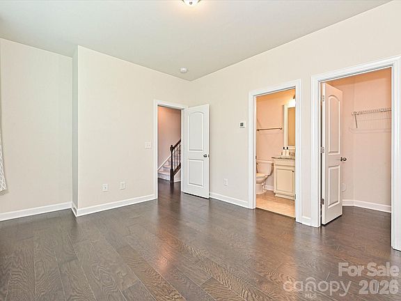 4th image of 7827 Reunion Row Dr