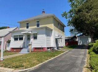 26 Park Blvd, West Warwick, RI 02893