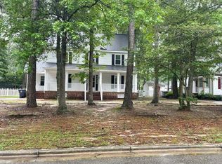 3917 Crosswinds Dr, Rocky Mount, NC 27803