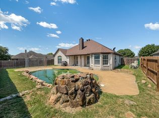 300 Aspen Ct W, Aledo, TX 76008