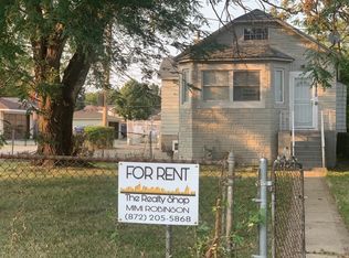 1750 W Steuben St, Chicago, IL 60643