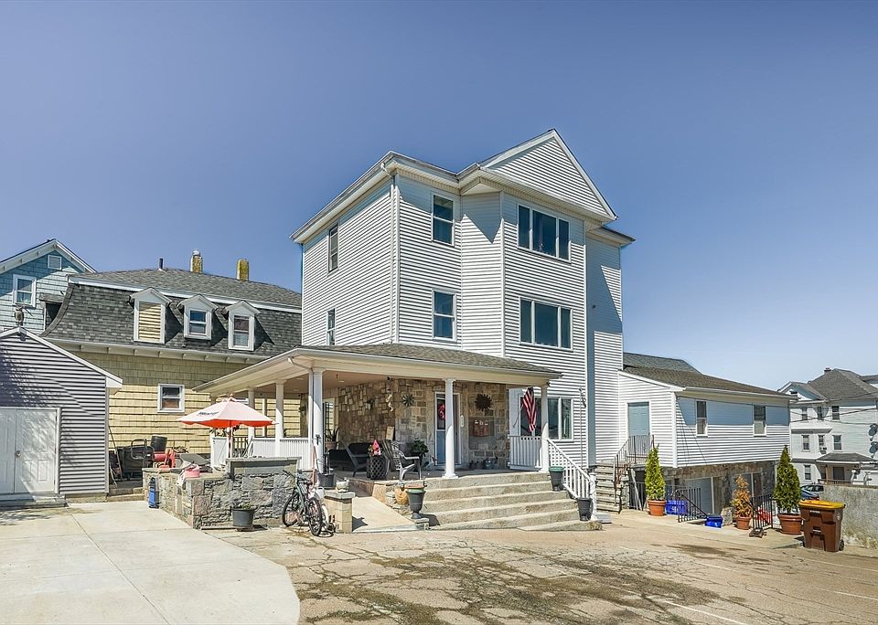 1st image of 471-471 Division St #473