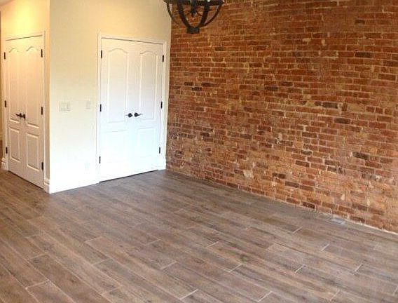 2nd image of 130 2nd Pl APT 3