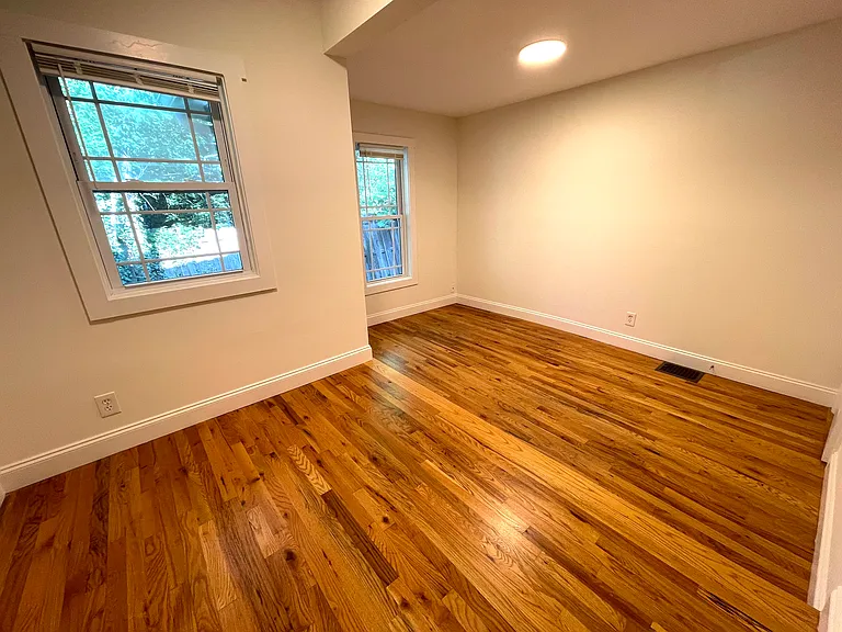 255 Sulphur Springs Rd — Photo 10