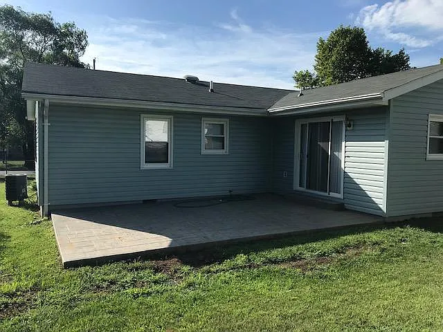 1005 Opequon Ave — Photo 15