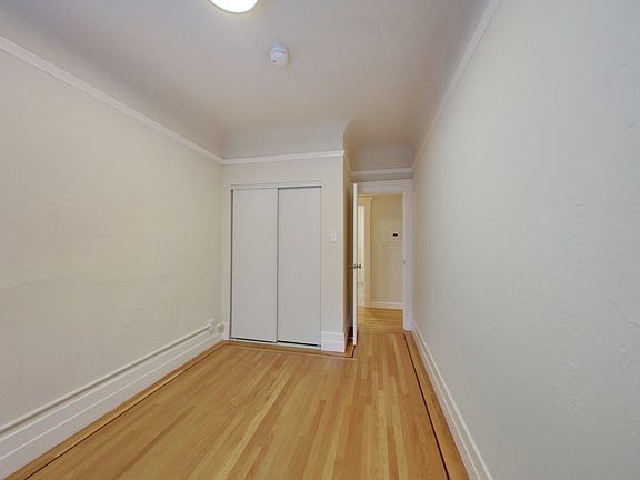 5th image of 522 Hyde St APT 2