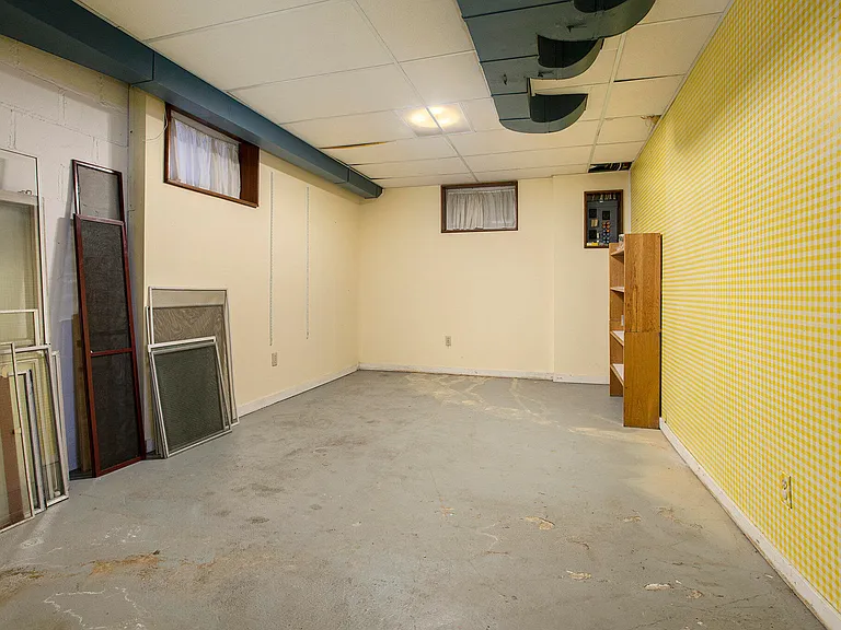 1408 W Washington St — Photo 19