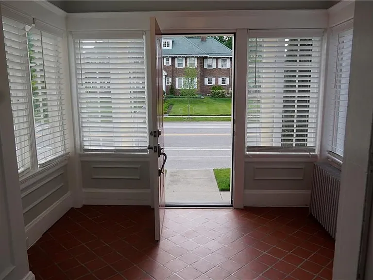 1358 Narragansett Blvd — Photo 1