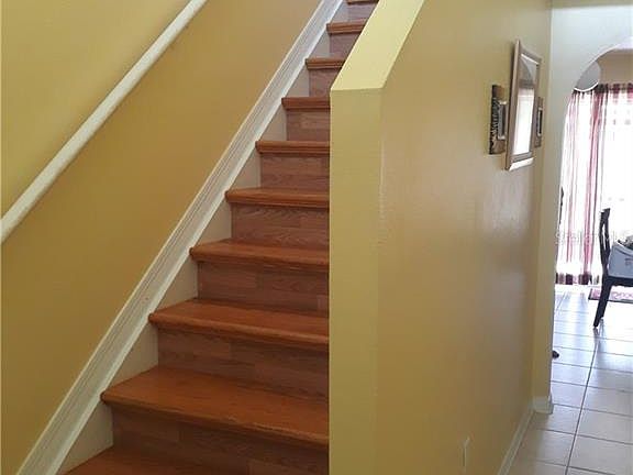 4th image of 313 Thomasdale Ave