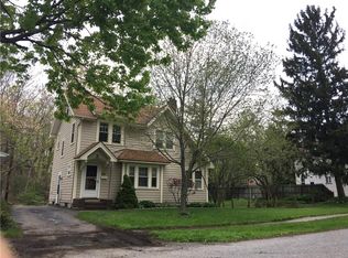48 Pearwood Rd, Rochester, NY 14624
