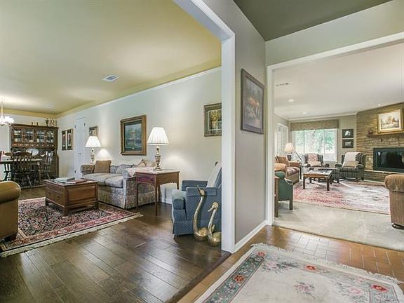 3rd image of 1506 Newsom Ct