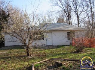 118 SW Terra Dr, Topeka, KS 66609