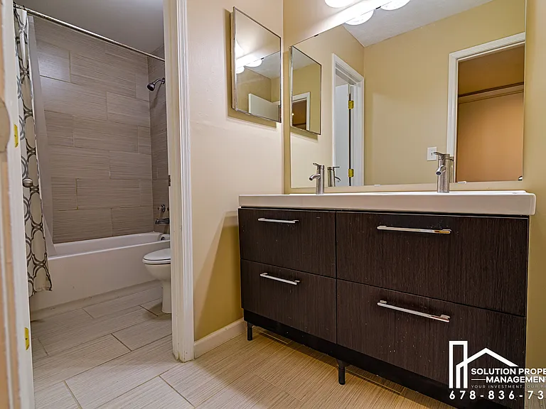 1808 Augusta Dr — Photo 13