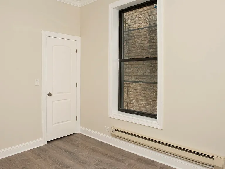 2909 1/2 N Mildred Ave #3F — Photo 9