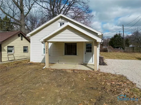 1370 Gage Rd, Toledo, OH 43612