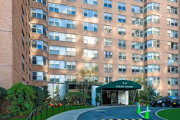 Sold by SBNY RE | media 25