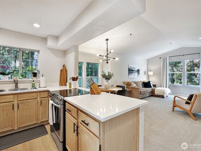 2600 SE 118th Avenue #4-301, Bellevue, WA, 98005