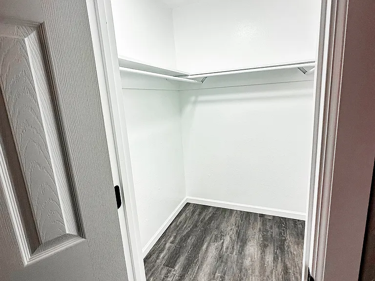 4710 NW Motif Manor Blvd #B — Photo 10