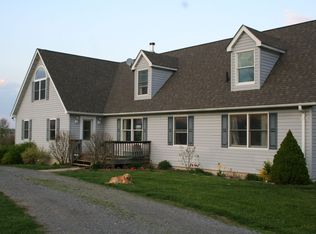 768 Macintosh Dr, Falling Waters, WV 25419